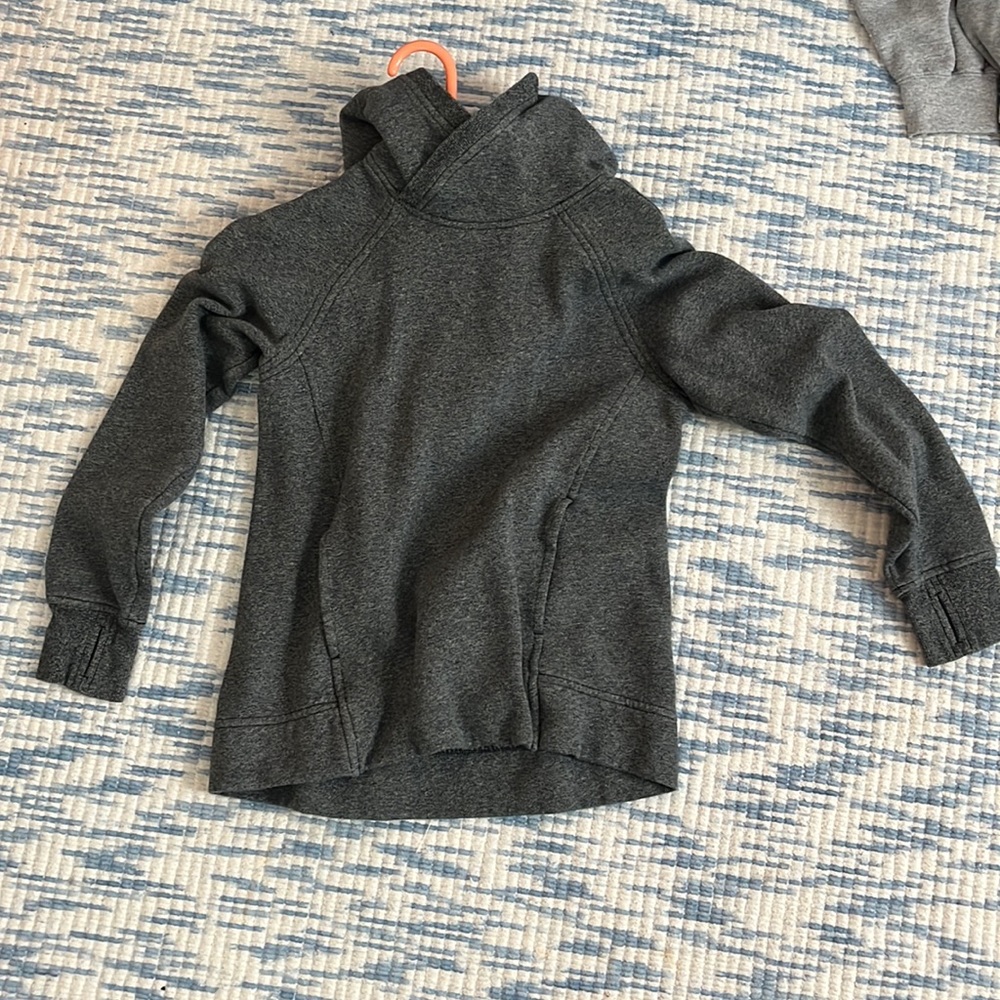 Lululemon athletic jacket/sweatshirt